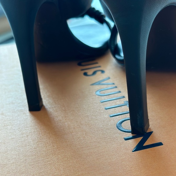 Louis Vuitton Drapy Mule size 38.5 - Picture 9 of 9